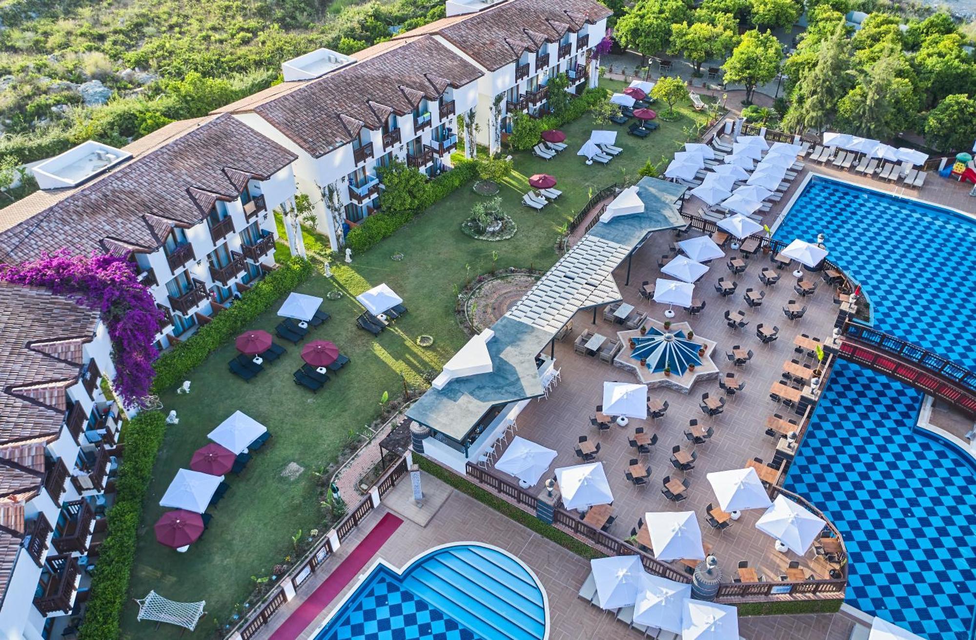 Noxinn Hotels Club Ultra All Inclusive โคนัคคลึ ภายนอก รูปภาพ