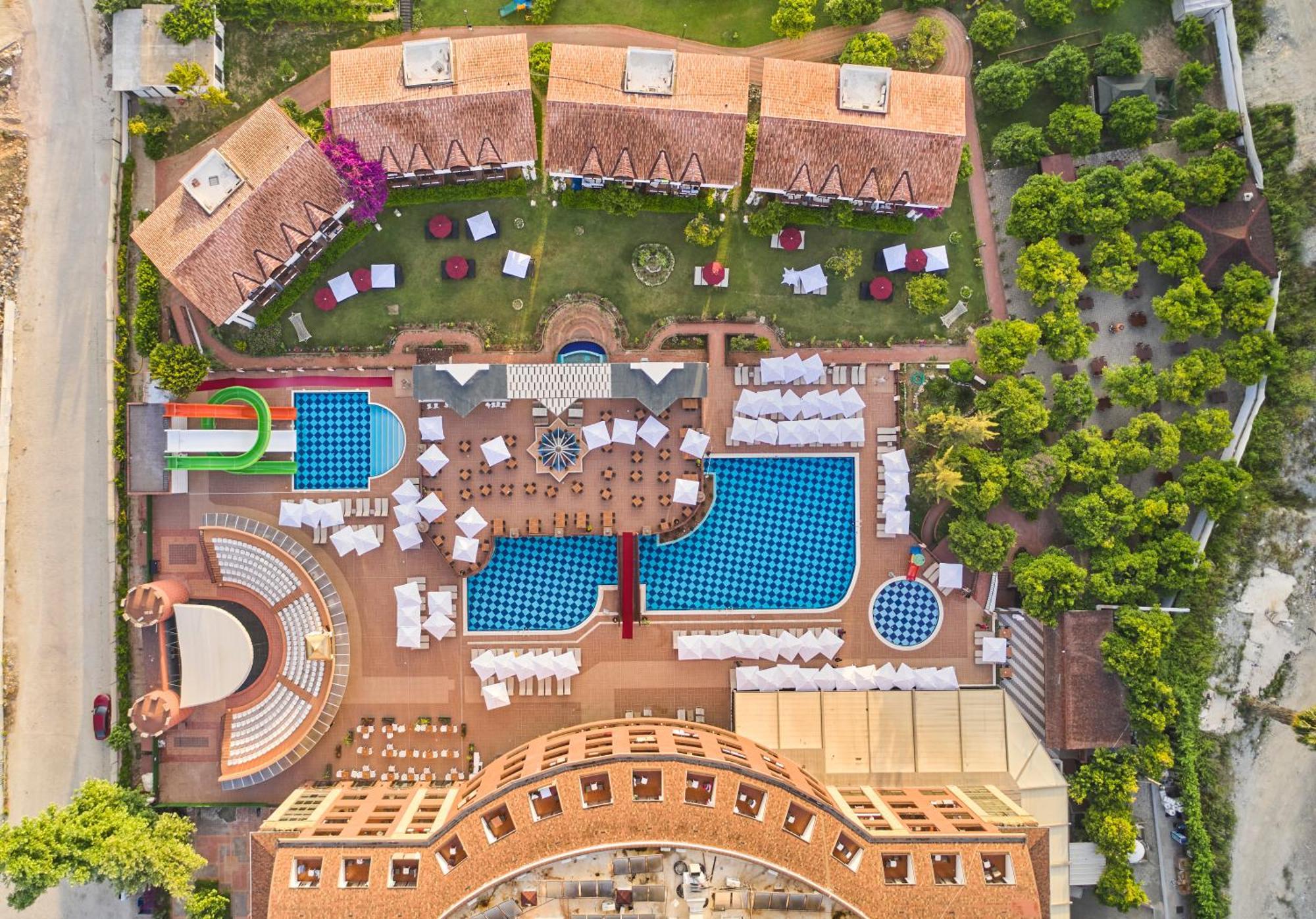 Noxinn Hotels Club Ultra All Inclusive โคนัคคลึ ภายนอก รูปภาพ