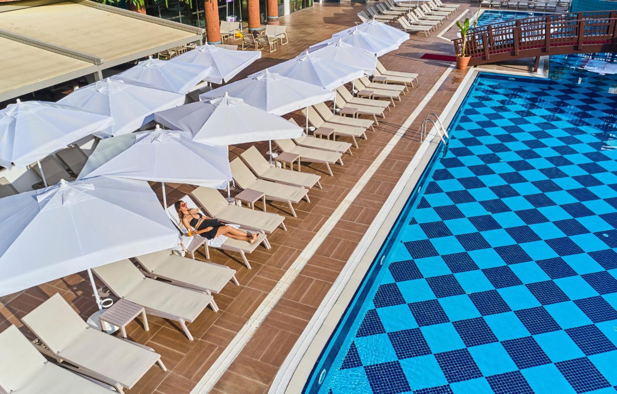 Noxinn Hotels Club Ultra All Inclusive โคนัคคลึ ภายนอก รูปภาพ